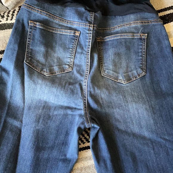 Maternity Pants - Picture 3 of 4